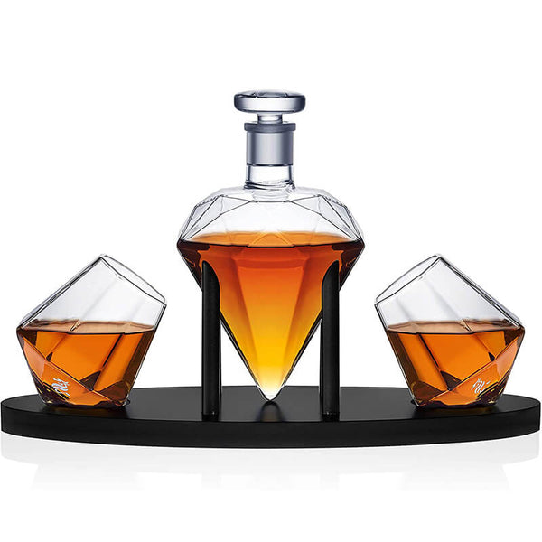 Diamond Whiskey Decanter Set With 2/4 Diamond Glasses